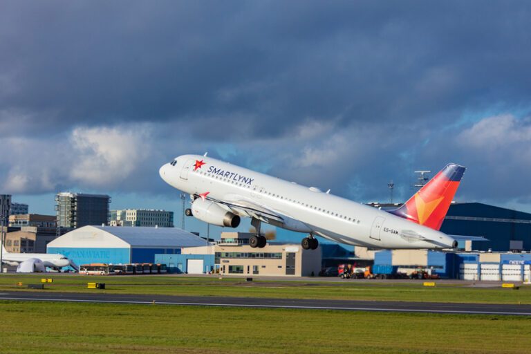 SmartLynx Airbus A320-232