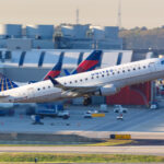 United Express Embraer 175