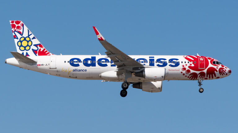 Edelweiss Air Airbus A320-200