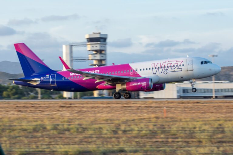 Wizz Air Airbus A320