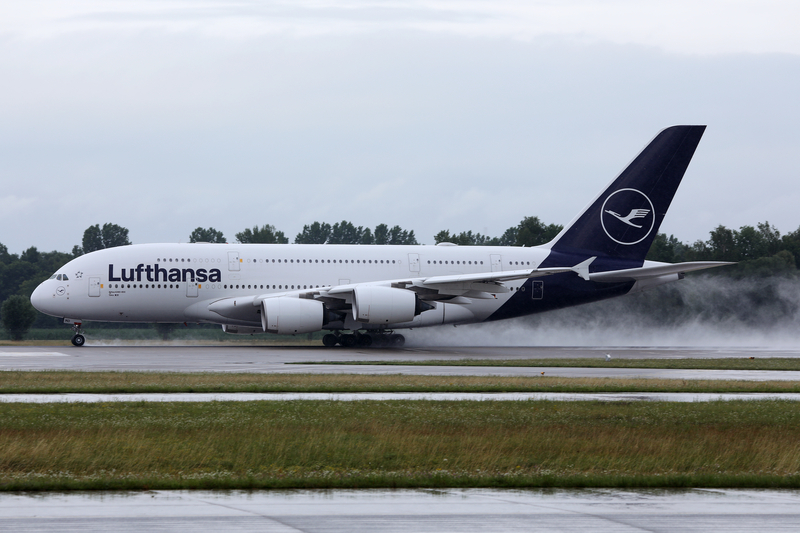 Lufthansa Airbus A380