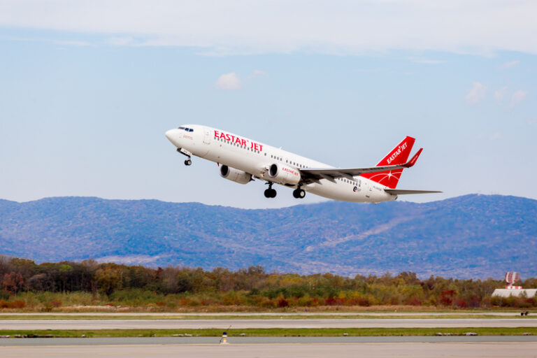 Eastar Jet Boeing 737-800