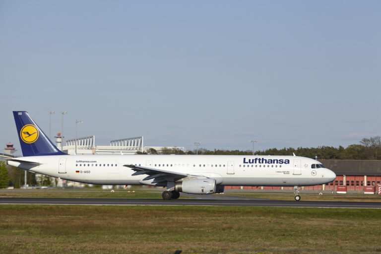 Lufthansa Airbus A321-200