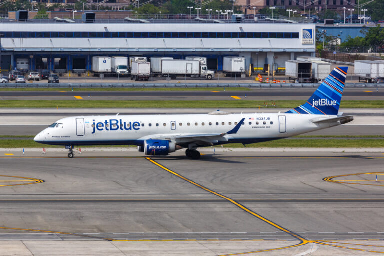 JetBlue Embraer E190