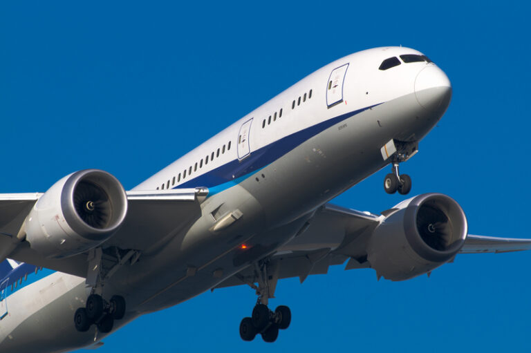 Air Japan Boeing 787