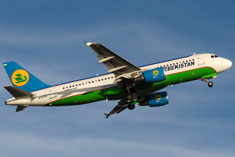 Uzbekistan Airways Airbus A321