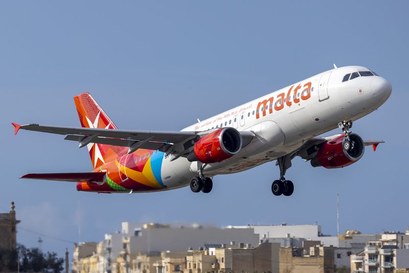KM Malta Airlines A320