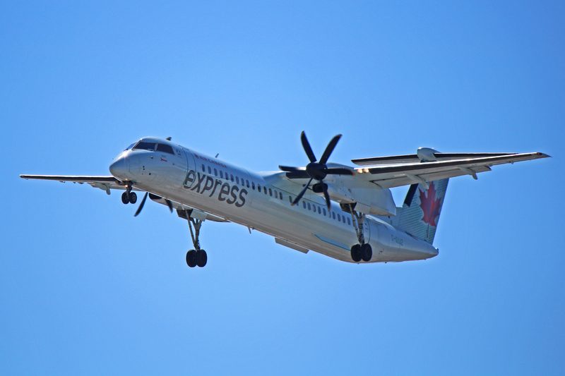 Air Canada Express Bombardier Dash 8 Q400