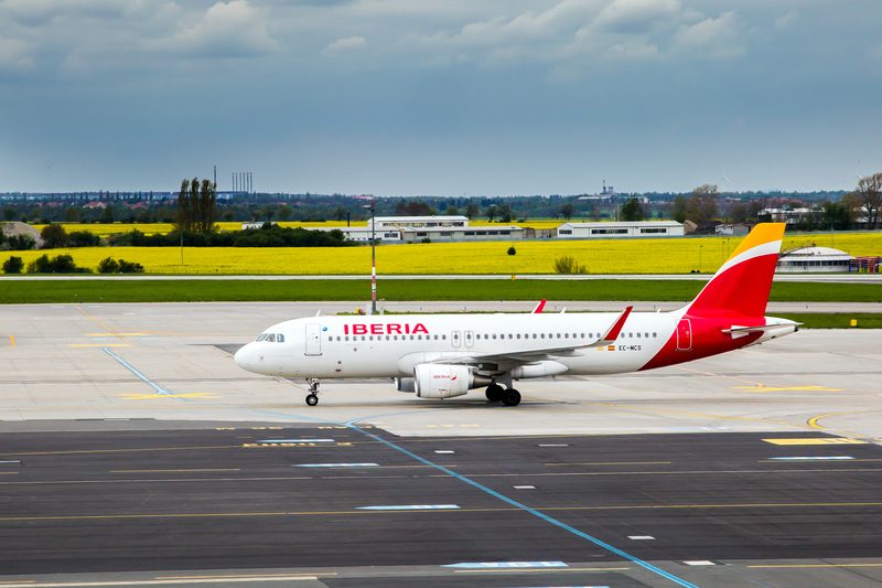 Iberia Airbus A320-214