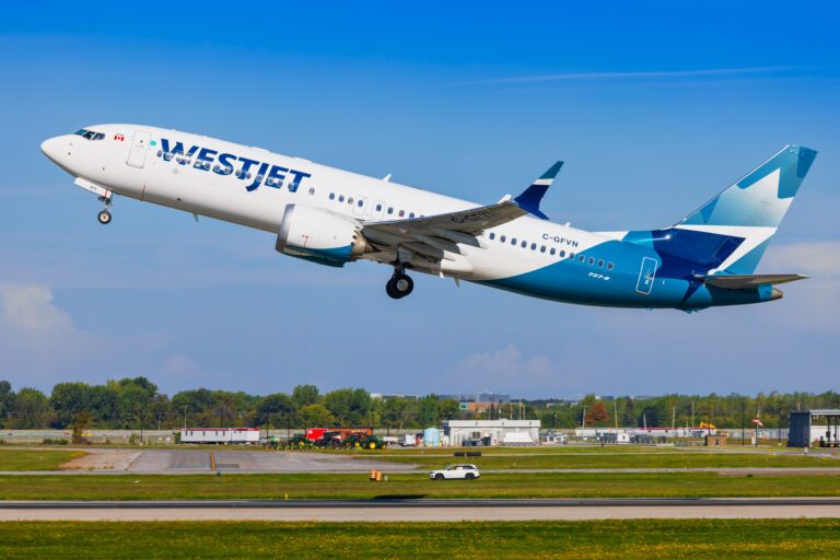 Westjet Boeing 737 MAX