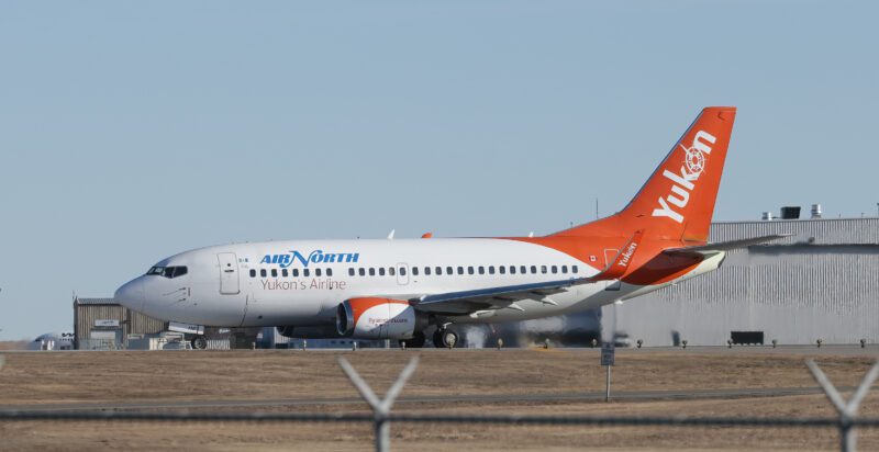 Air North Boeing 737-500