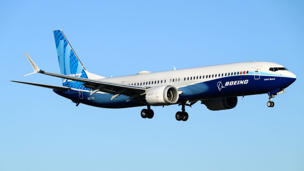 Boeing 737 MAX 10