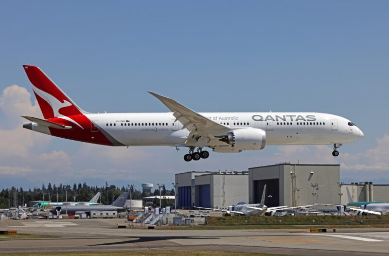 Qantas Cancels Rome–Perth Flight After Bedbug Reports